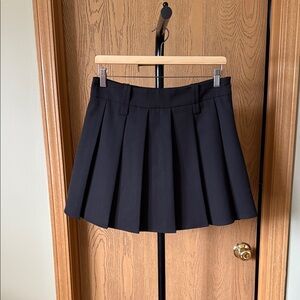 Commense Black Mini Pleated Skirt